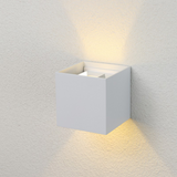 LED wandlamp Kansas Wit 2x3 Watt 3000K Dimbaar tweezijdig oplichtend Kubus IP65